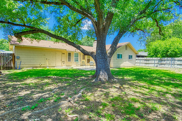 5610 Larkmeadow Dr (034)