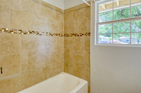 306 Cresham Drive (018)
