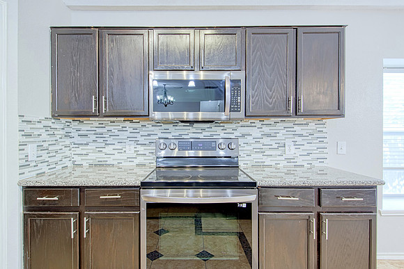 8110 Rosespur Park (014)