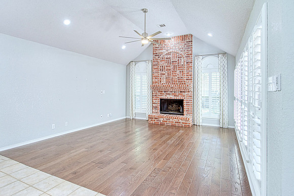 5107 Casbury (012)