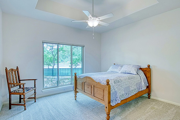 2518 Inwood View (030)