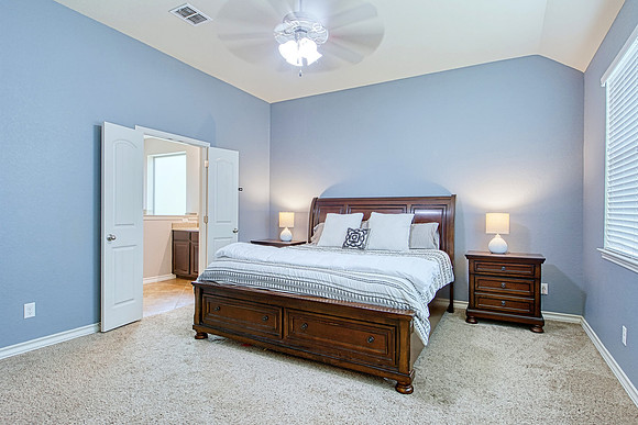 213 Dove Hill (023)