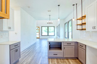 1111 N Palmetto (014)