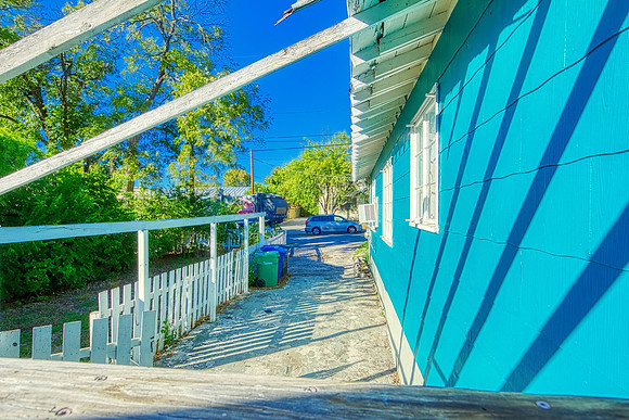 308 Andrews St (025)
