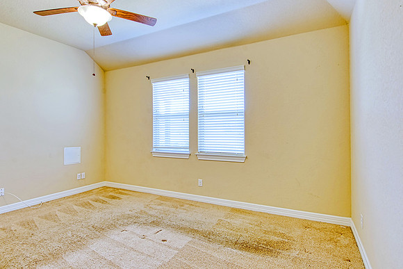 11923 Hollering Pass (026)