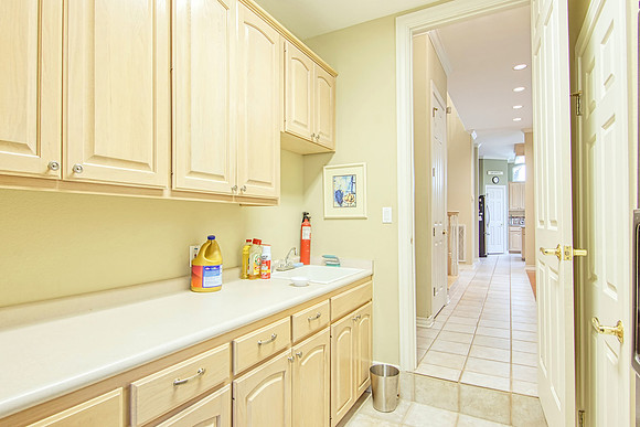 3314 Falling Brook (028)