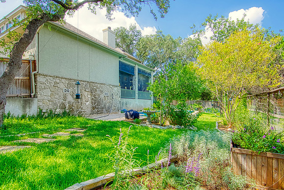 3314 Falling Brook (051)