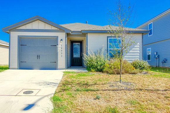 10939 Delight Grove (001)