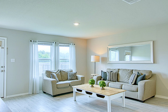 12668 Saverne Way (018)