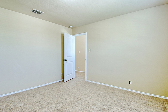 10814 Arkey Ave (039)