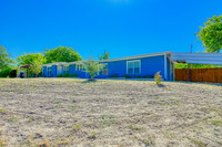 202 Covina Ave (003)