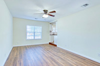 202 Covina Ave (016)