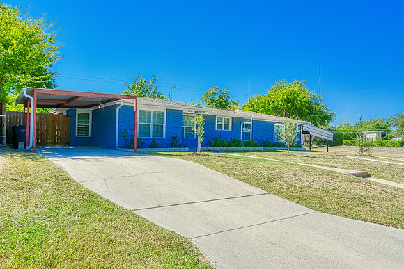 202 Covina Ave (002)