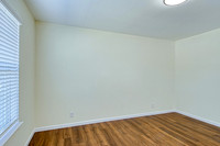202 Covina Ave (006)
