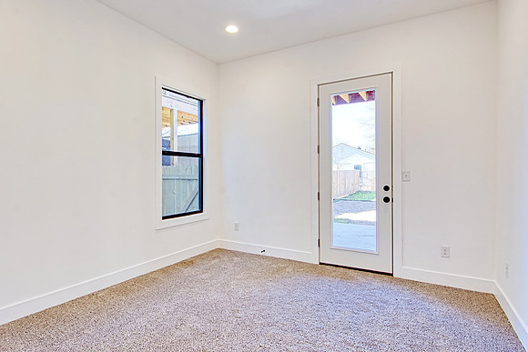 1111 North Palmetto Ave (016)