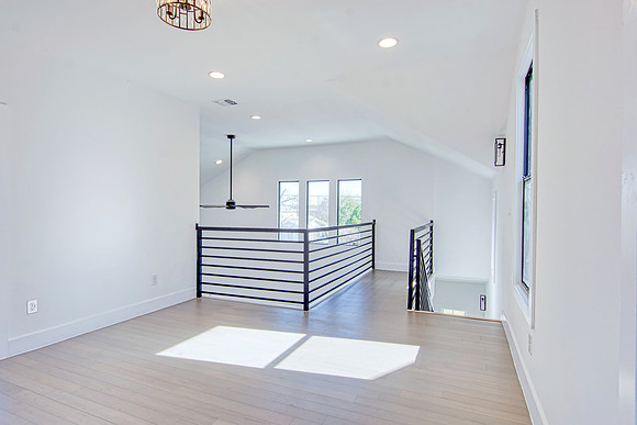 1111 North Palmetto Ave (025)
