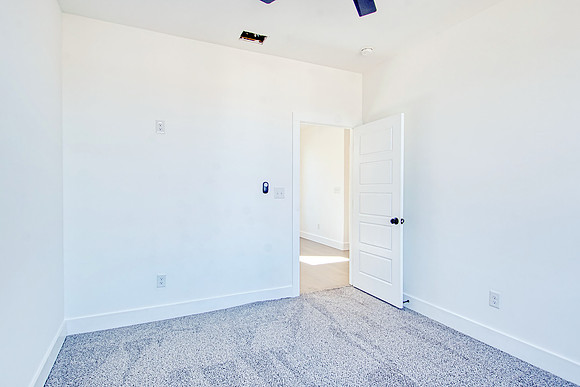 1111 North Palmetto Ave (030)