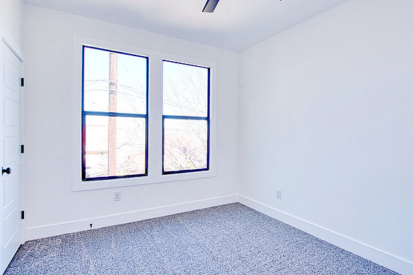 1111 North Palmetto Ave (029)