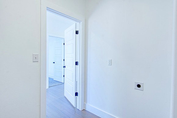 1111 North Palmetto Ave (036)