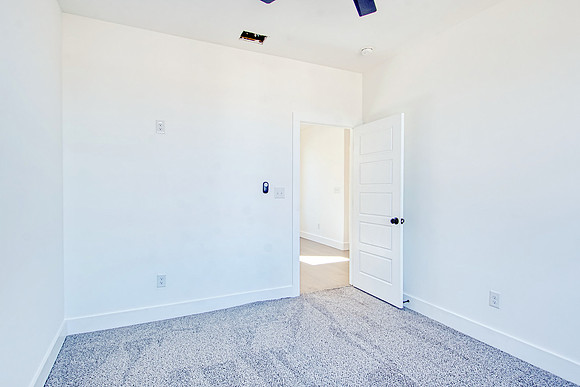 1111 North Palmetto Ave (030)
