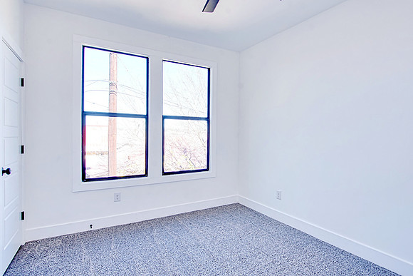 1111 North Palmetto Ave (029)