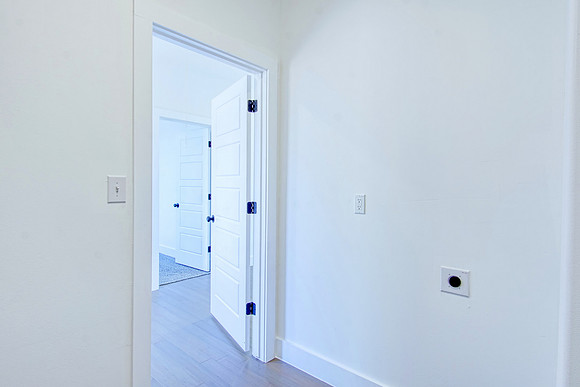 1111 North Palmetto Ave (036)