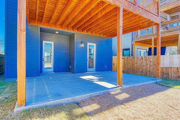 1111 North Palmetto Ave (045)