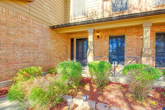 9008 Priviledge Point (004)