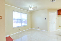 9008 Priviledge Point (015)