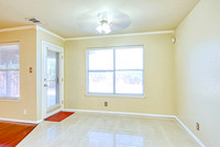 9008 Priviledge Point (016)