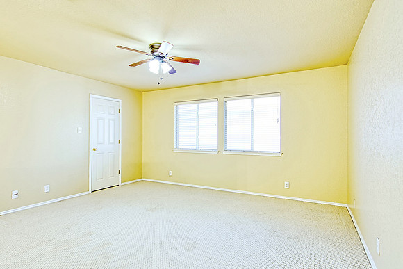 9008 Priviledge Point (024)