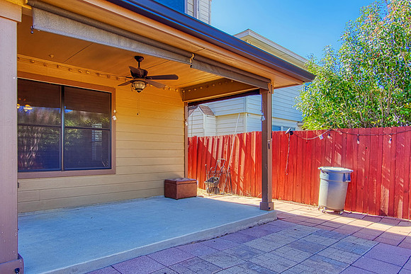 9008 Priviledge Point (040)