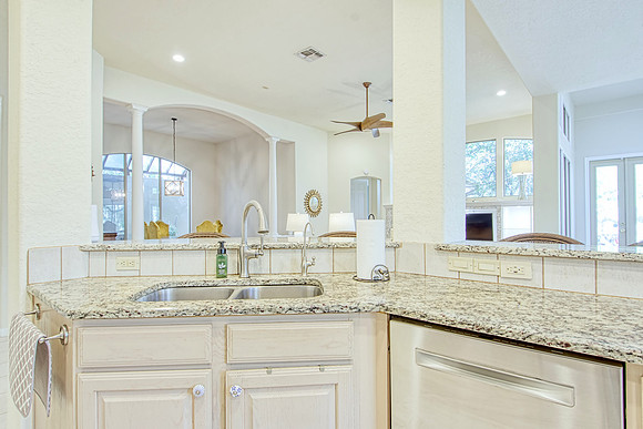 3607 Rustling Oaks (015)