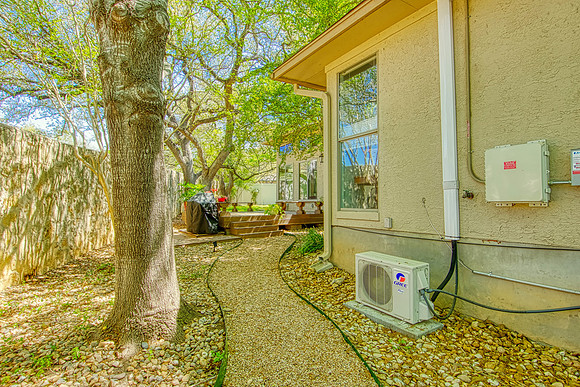 3607 Rustling Oaks (044)