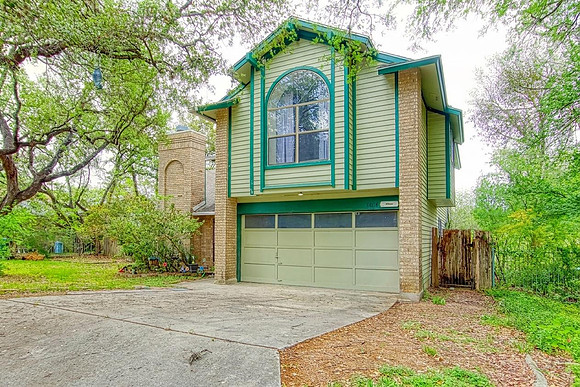 14014 Shire Oak (002)