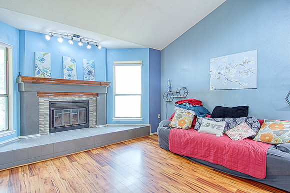 14014 Shire Oak (011)