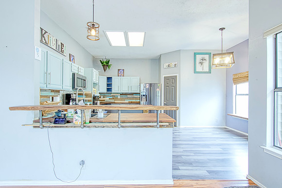 14014 Shire Oak (017)