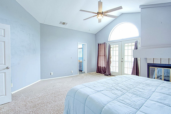 14014 Shire Oak (029)