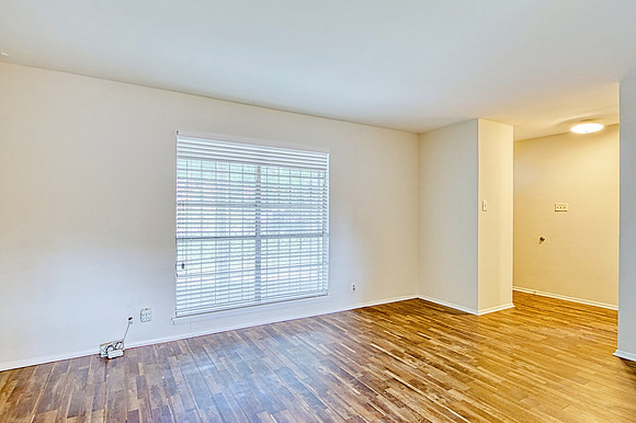 3111 Royalton Drive (011)