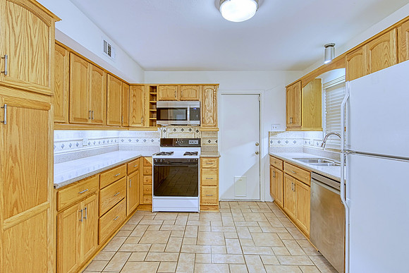 4101 Lost Trail (012)_MLS