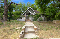 1204 W Kings Hwy (001)