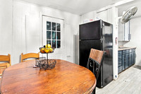 1204 W Kings Hwy (012)