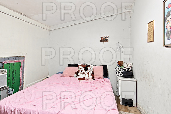 1204 W Kings Hwy (014)