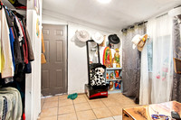 1204 W Kings Hwy (015)