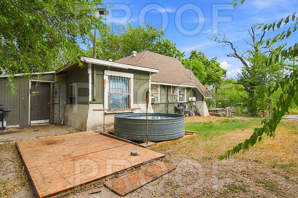 1204 W Kings Hwy (020)