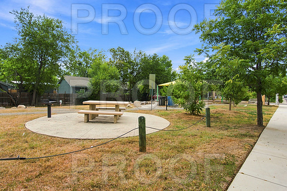 1204 W Kings Hwy (022)