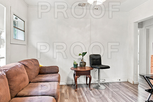 1204 W Kings Hwy (007)