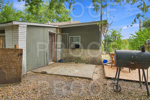 1204 W Kings Hwy (021)