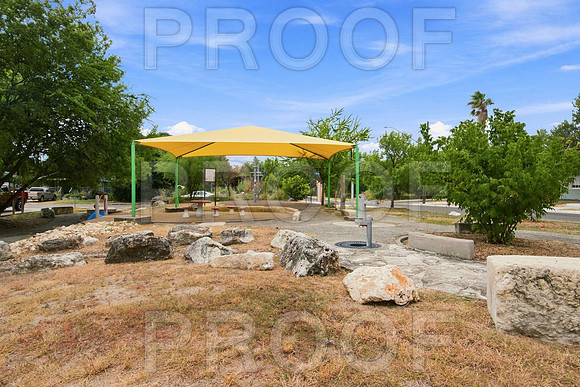 1204 W Kings Hwy (024)