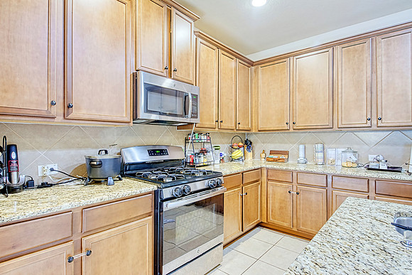 7046 Zuma Beach (009)